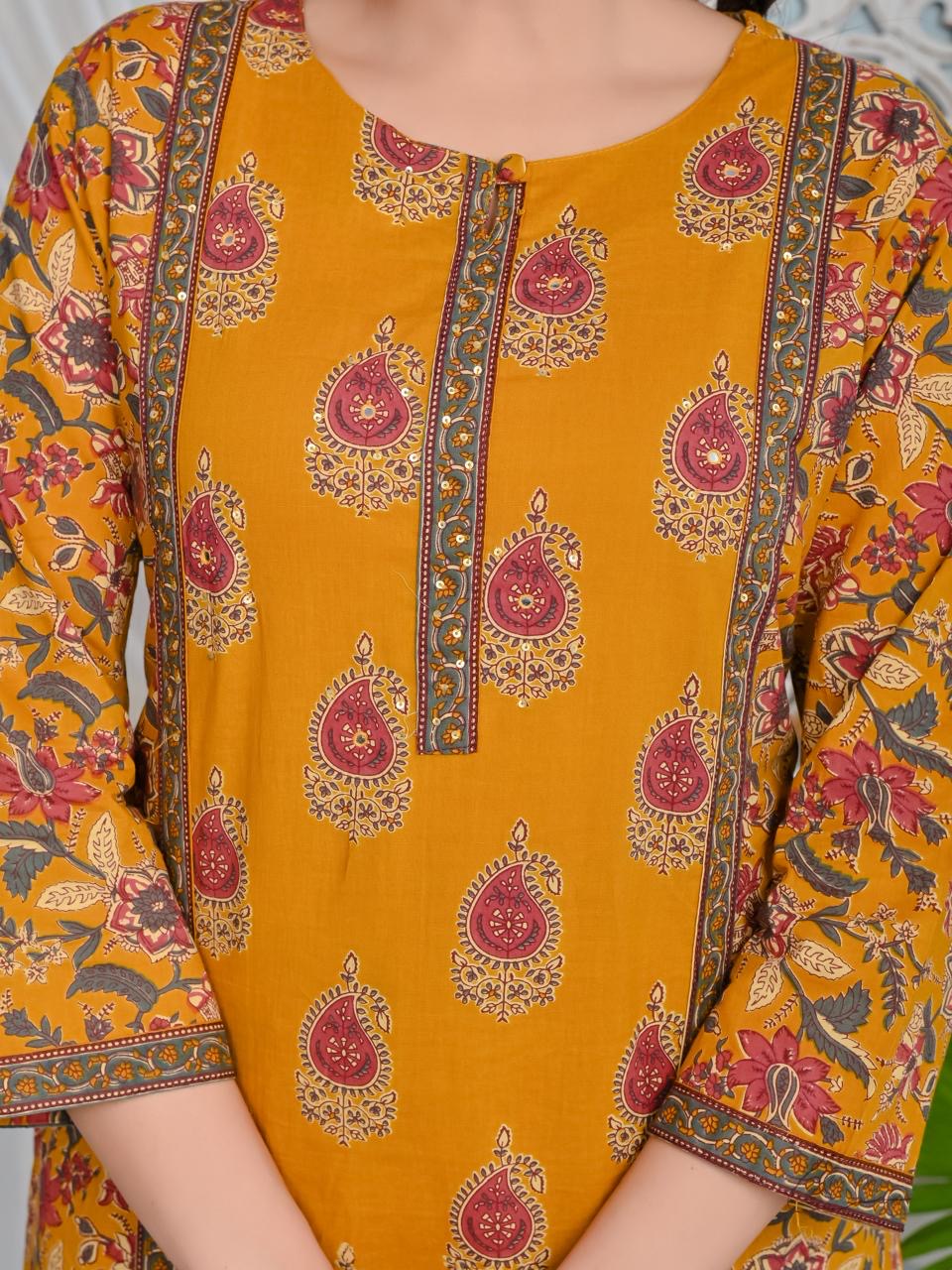 Saanjh – Mustard Kalamkari Charm Set